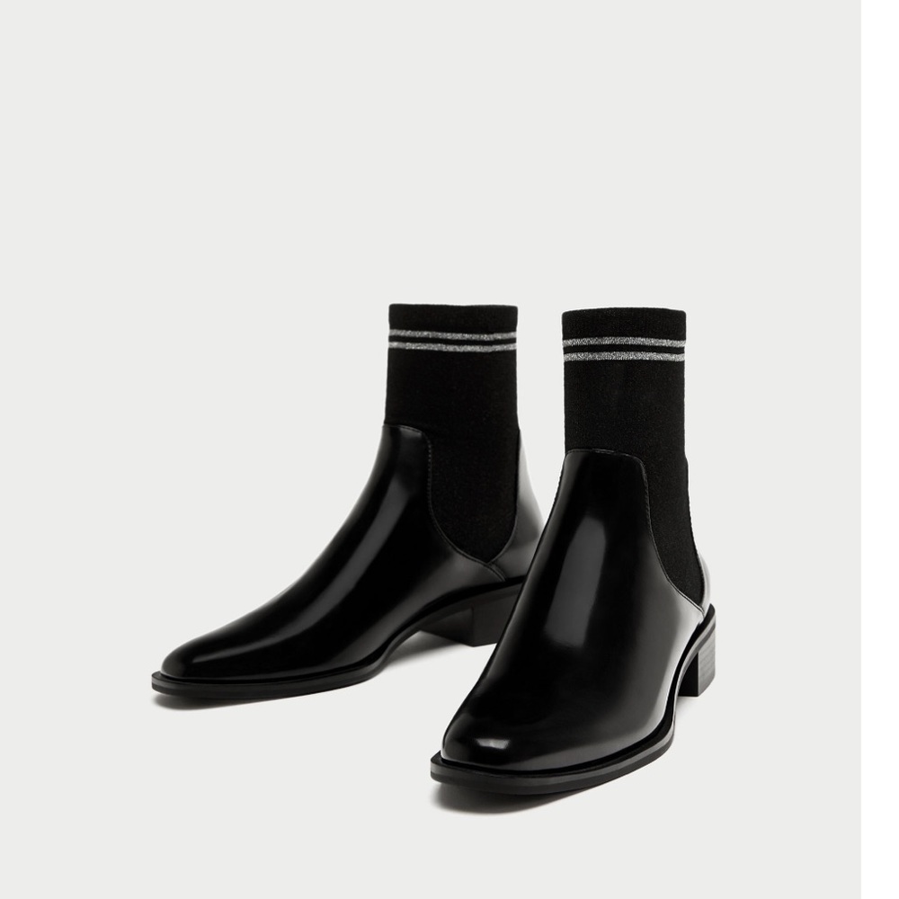 Zara Ankle boots !!!!